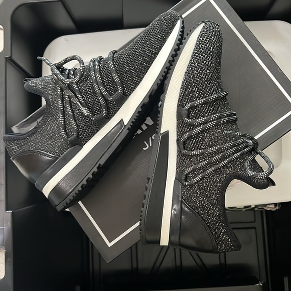 NEW Urban Sport Mara Sneakers Size 7 - Picture 3 of 5